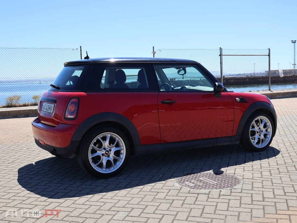 MINI Cooper One 1.4
