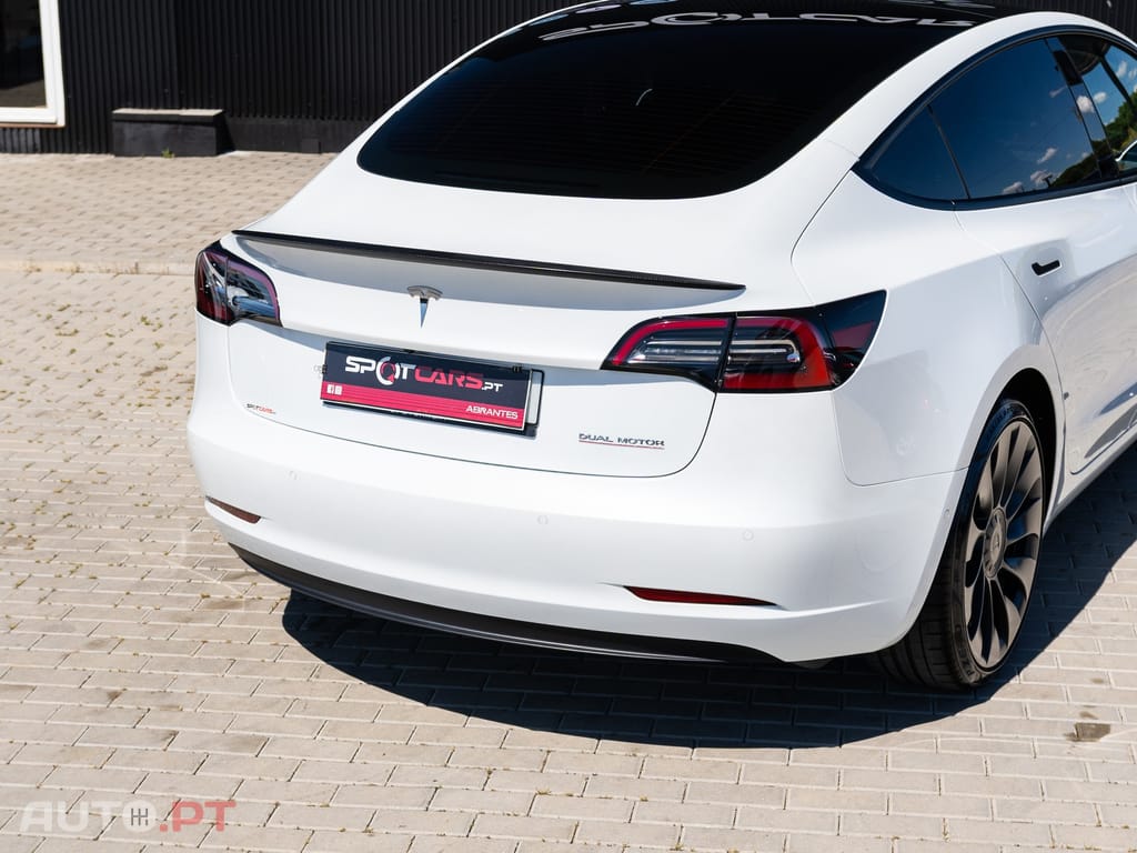 Tesla Model 3 Performance Dual Motor AWD
