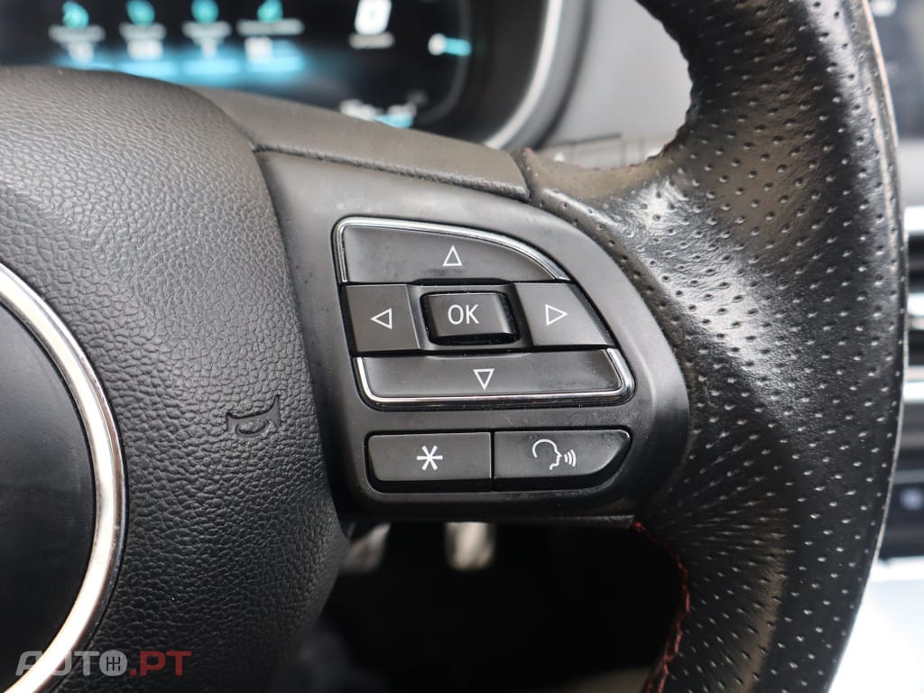 MG EHS 1.5 T-GDI Plug-in Hybrid Luxury