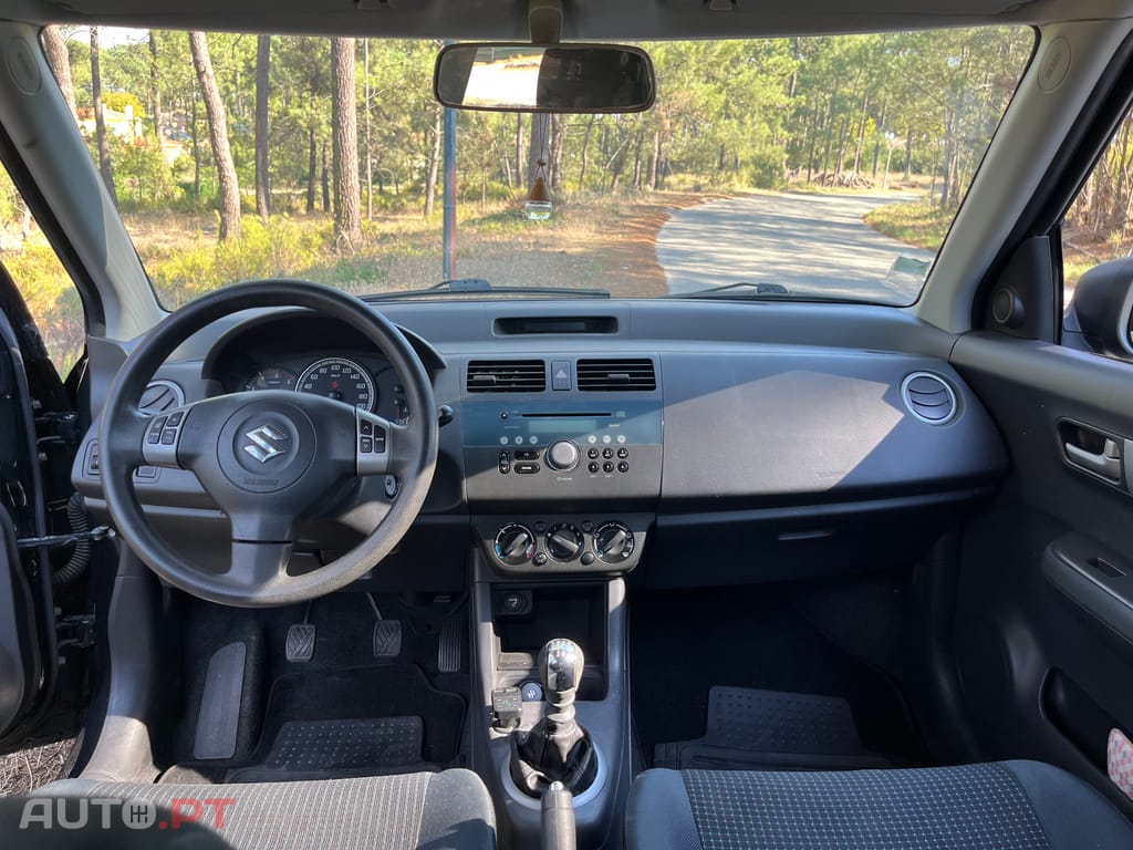 Suzuki Swift 1.3 DDiS GLX