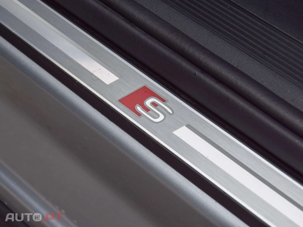 Audi Q4 E-Tron 45 82 kWh SE Business Plus