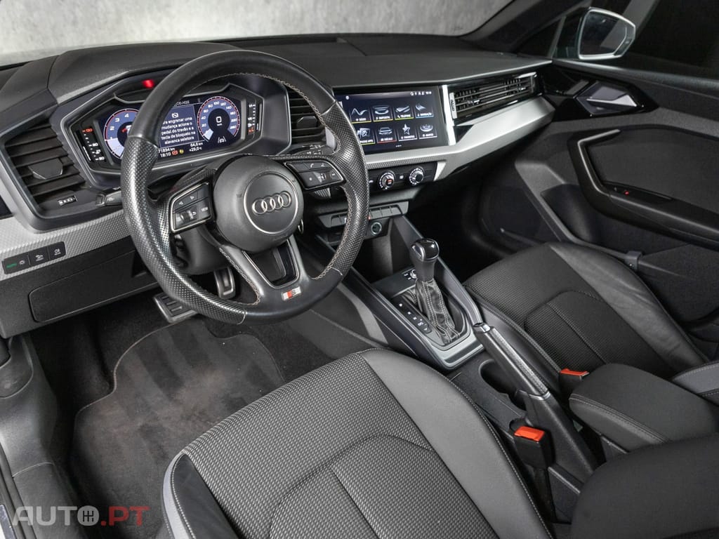 Audi A1 25 TFSI S line S tronic