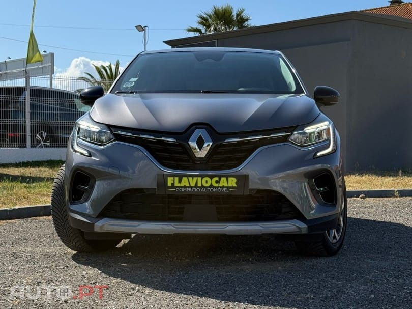 Renault Captur 1.6 E-Tech Intens