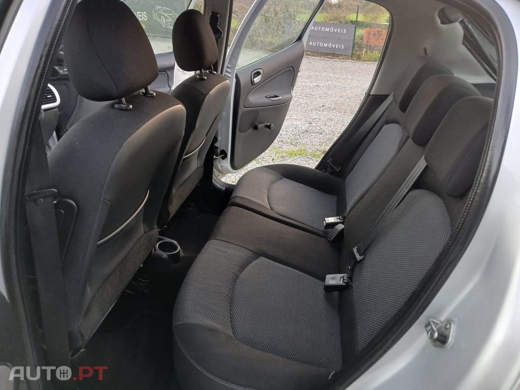 Peugeot 206+ 1.1 Poucos Kms!