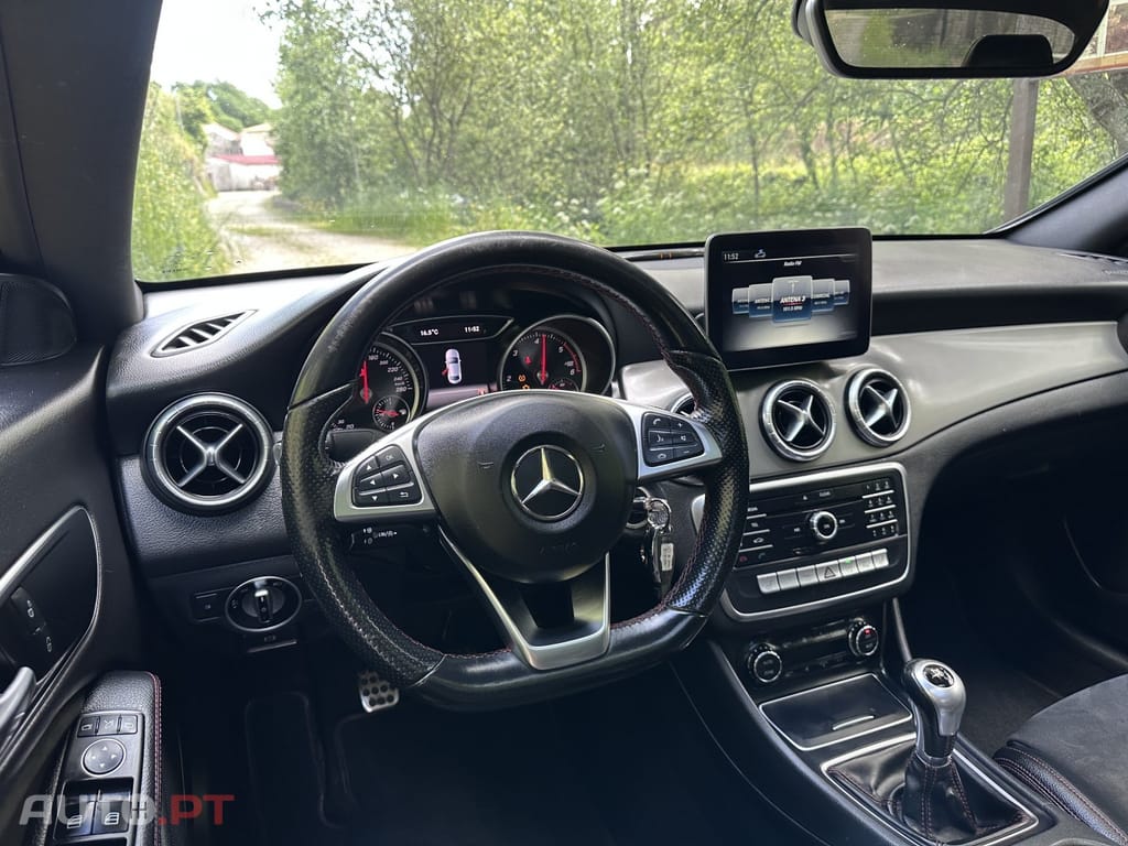 Mercedes-Benz CLA 200 d AMG Line