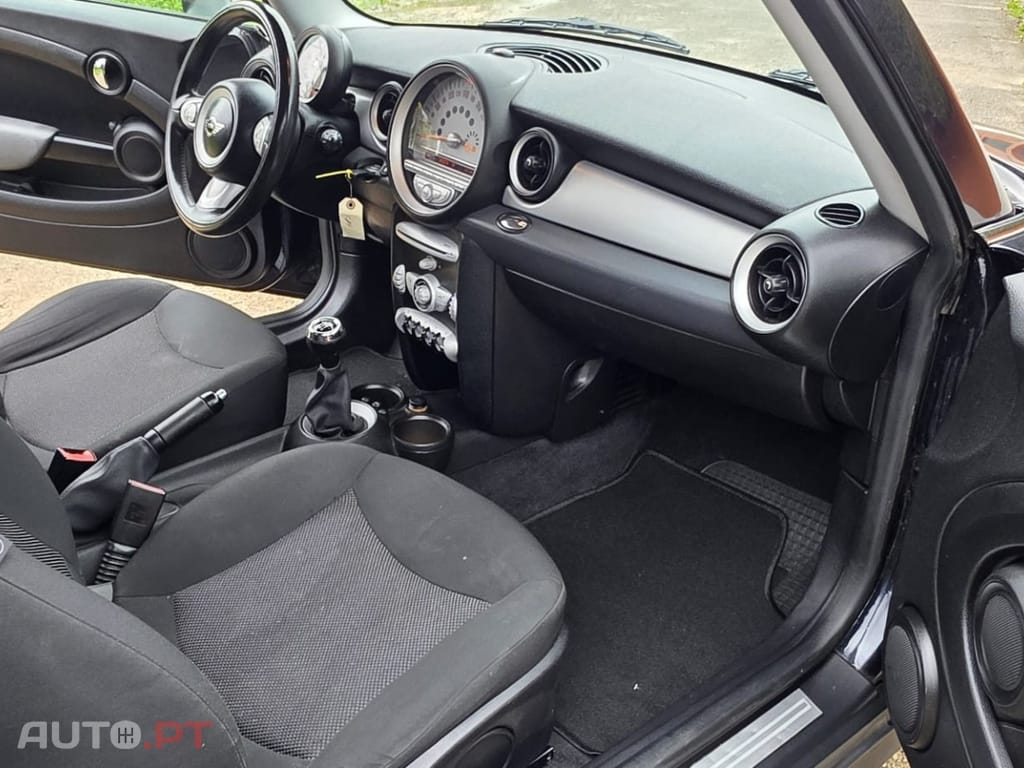 MINI Cooper One 1.4