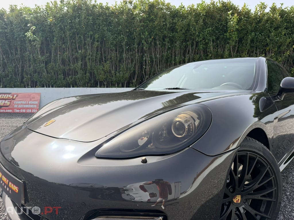 Porsche Panamera Turbo PDK