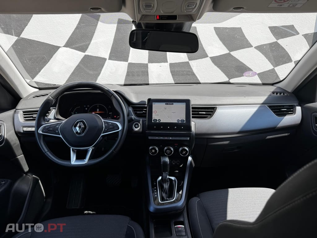 Renault Arkana 1.6 E-Tech Business