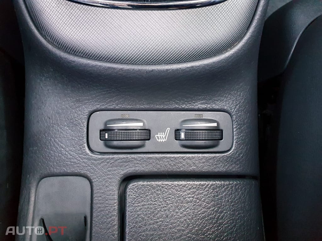 Toyota Avensis 2.0 D-4D Sol