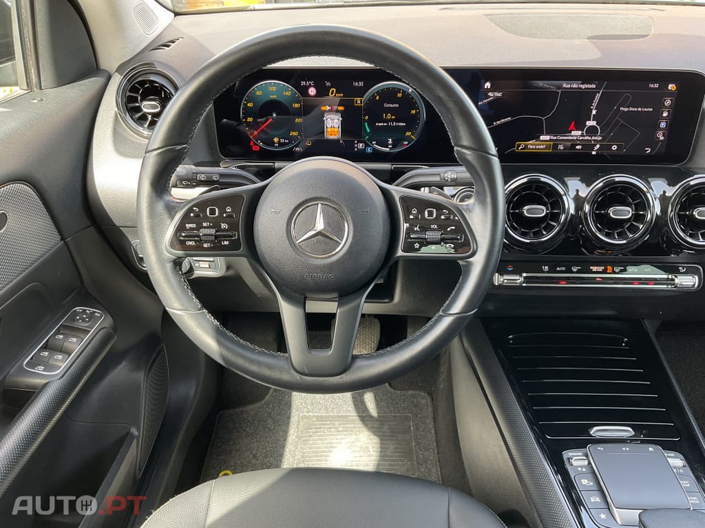 Mercedes-Benz GLA 200 d
