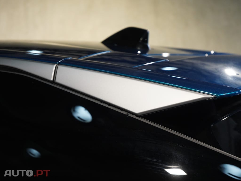 Peugeot 3008 1.2 Hybrid Allure e-DCS6