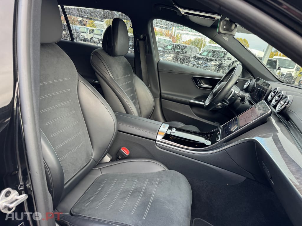 Mercedes-Benz C 300 e AMG Line