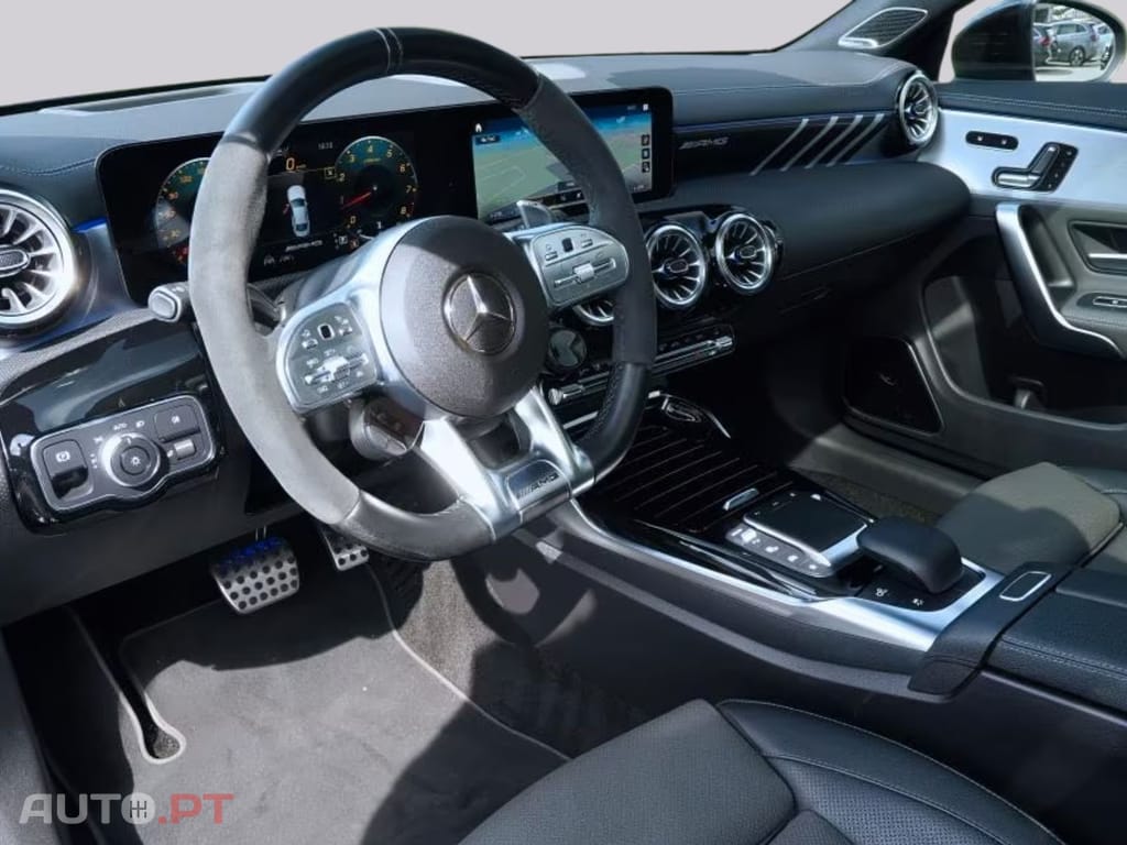 Mercedes-Benz CLA 45 AMG 4M