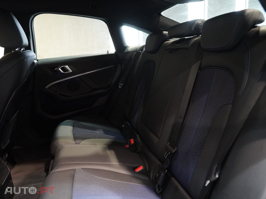 BMW 216 d Corporate Edition