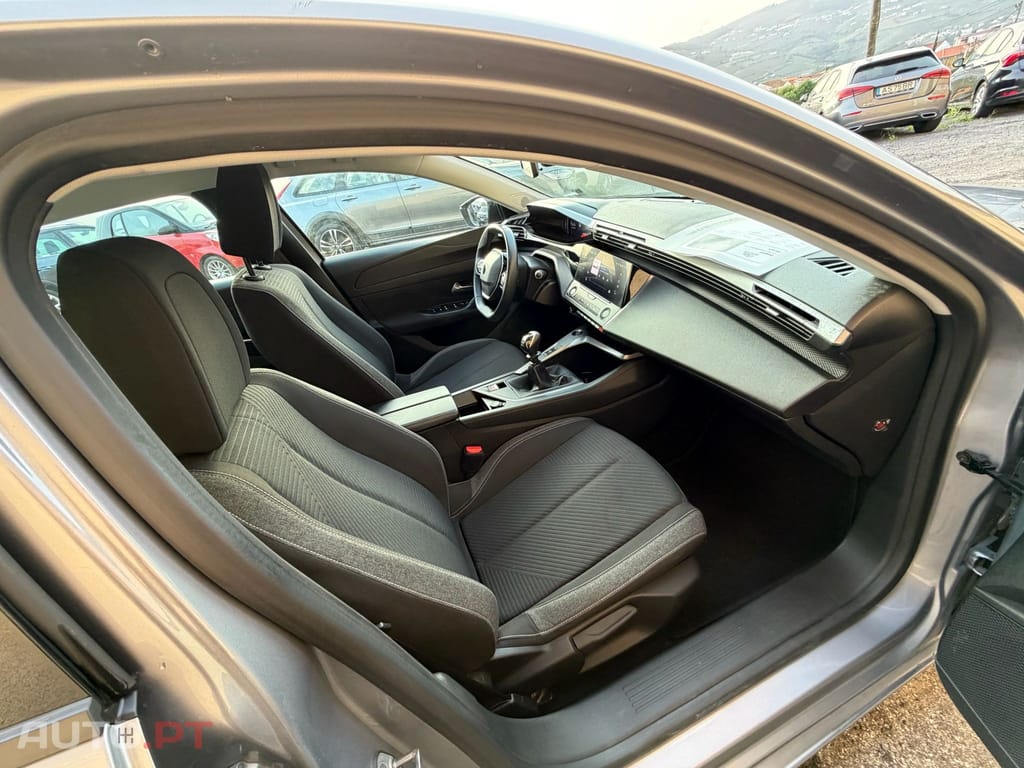 Peugeot 308 1.2 PureTech Allure Pack