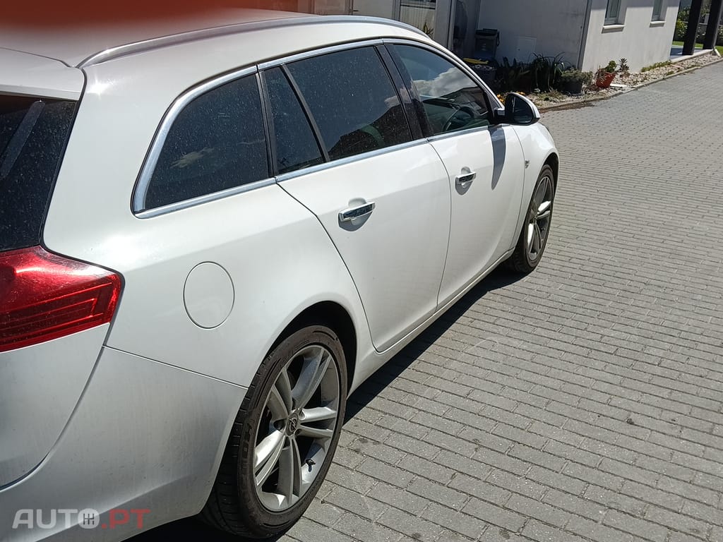 Opel Insignia Opel Insignia Sports Tourer 2.0