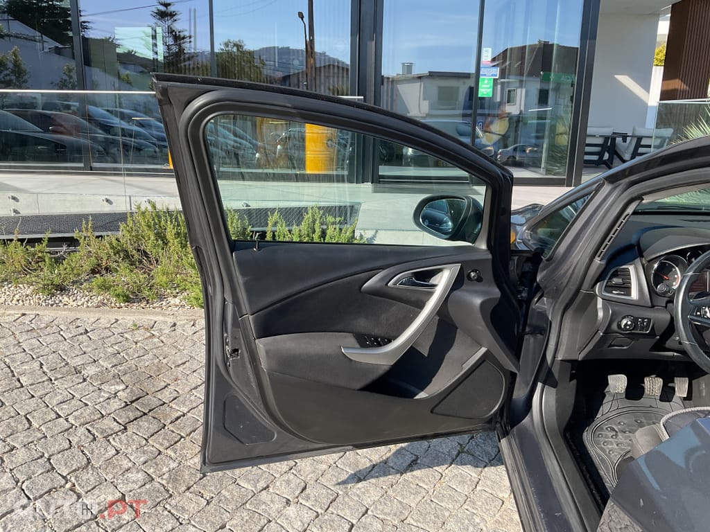 Opel Astra Sports Tourer 1.3 CDTi Cosmo S/S
