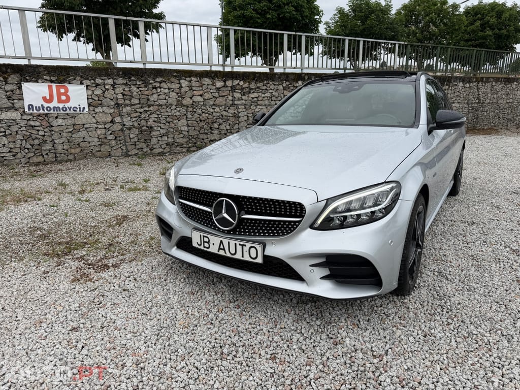 Mercedes-Benz C 300 de AMG Line