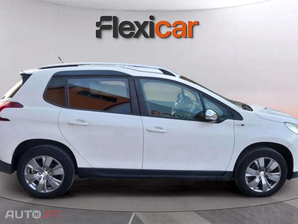 Peugeot 2008 1.2 PureTech Style