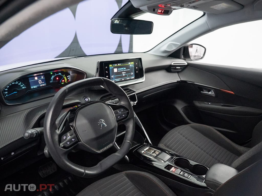 Peugeot E-208 50 kWh Active