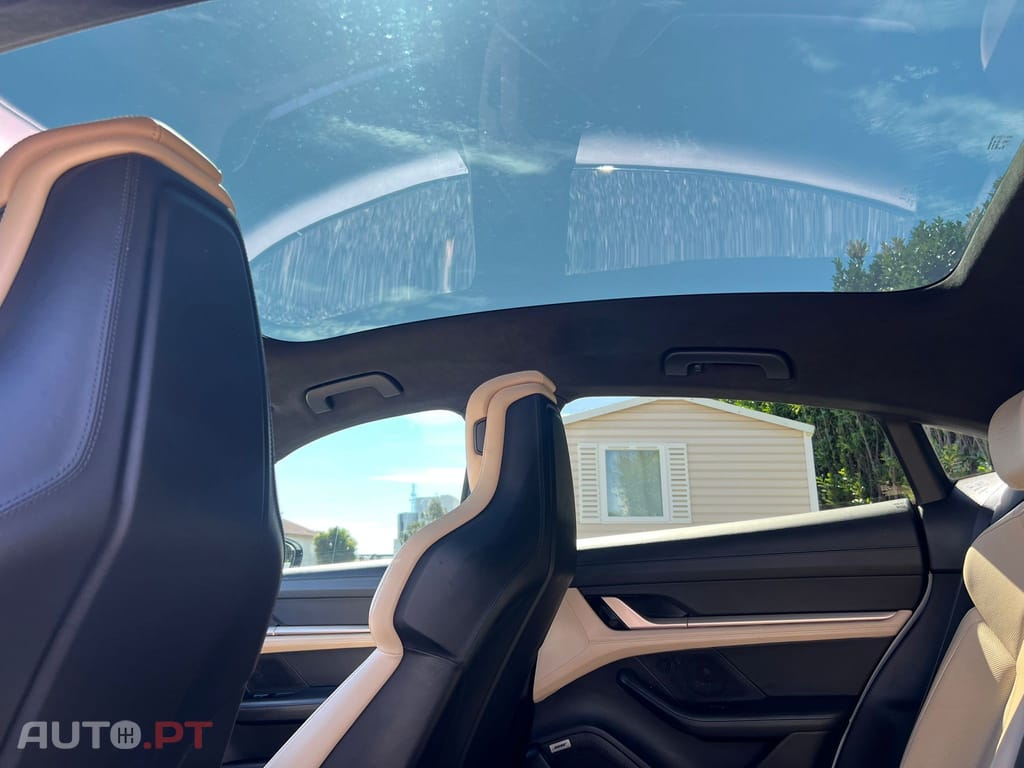 Porsche Taycan Turbo