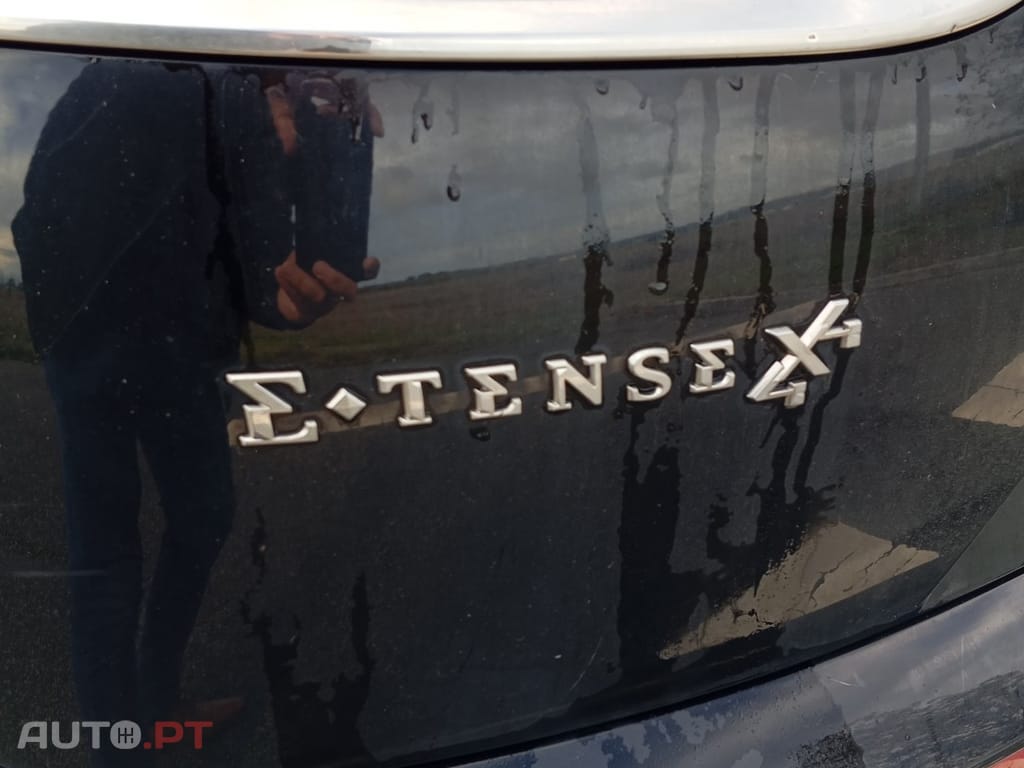 DS DS7 Crossback 300 cv 4x4  Eat8 E-Tense Hybrid RIVOLI 1 DONO