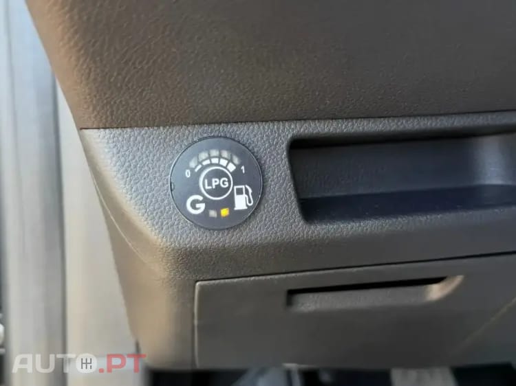 Renault Clio 1.0 TCe Evolution Bi-Fuel