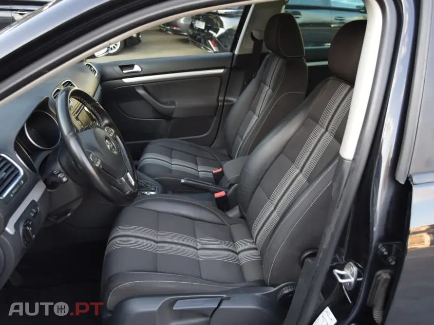 Volkswagen Golf Variant 2.0 TDi Highline DSG