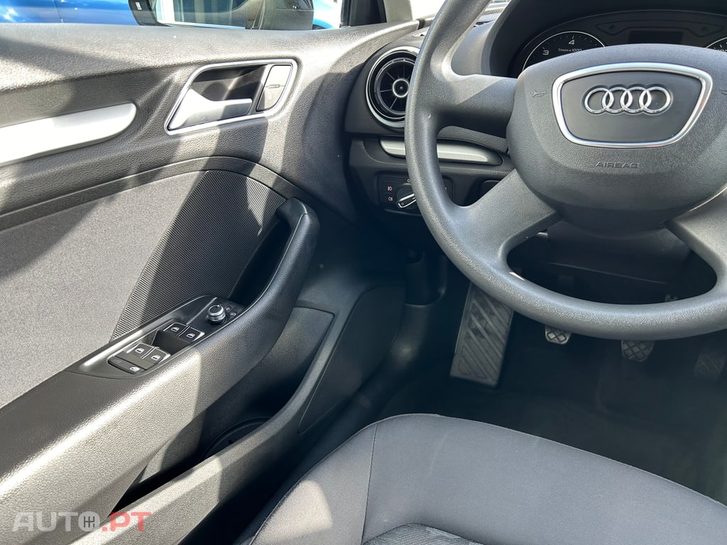 Audi A3 Sportback 1.6TDi SPORT