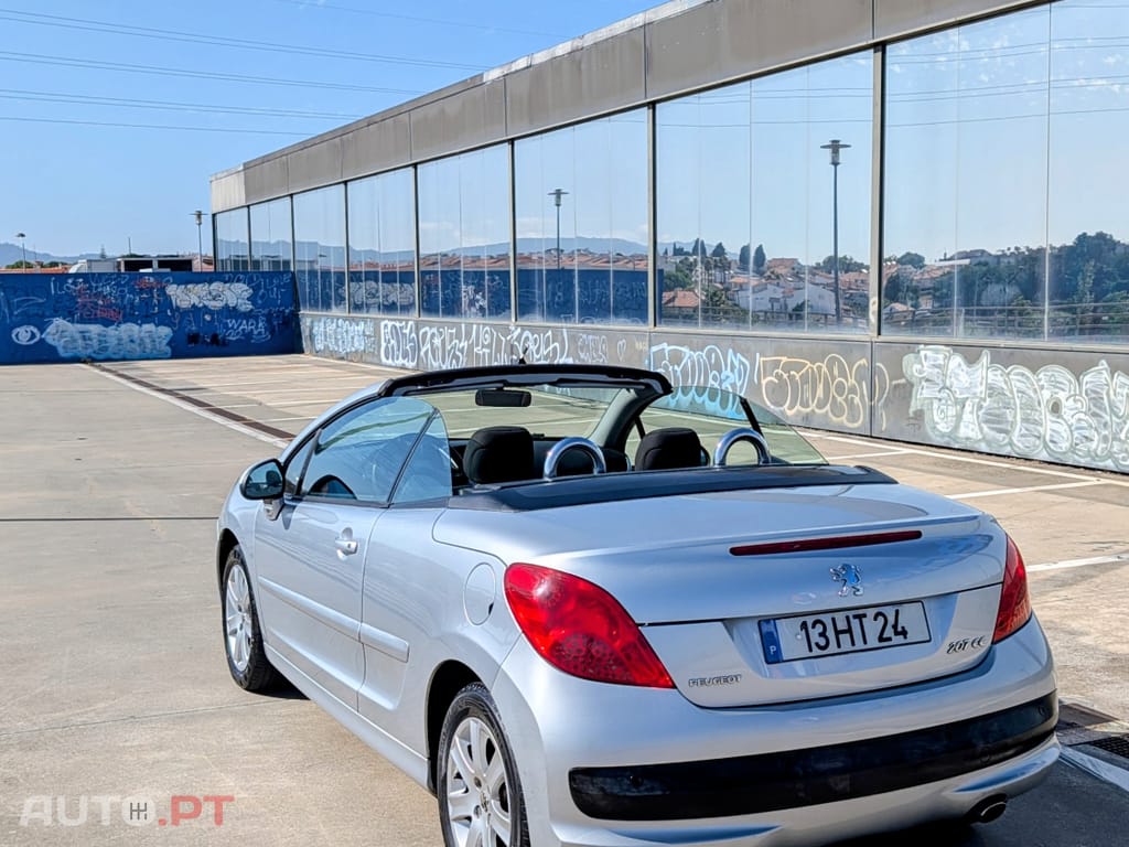 Peugeot 207 CC 16V