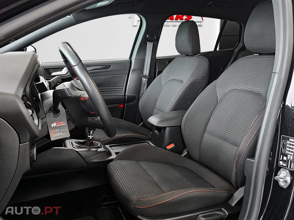 Ford Focus SW 1.0 Ecoboost Hybrid 125 cv SW ST-Line