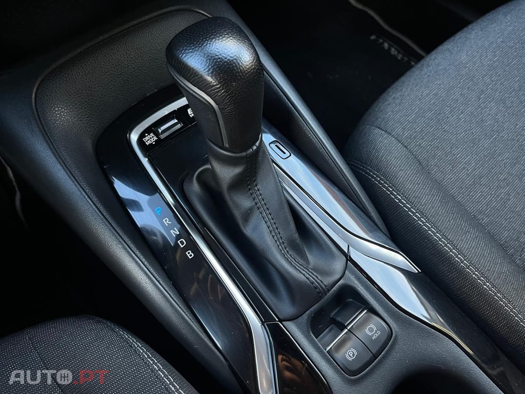 Toyota Corolla Confort 1.8 Hibrido