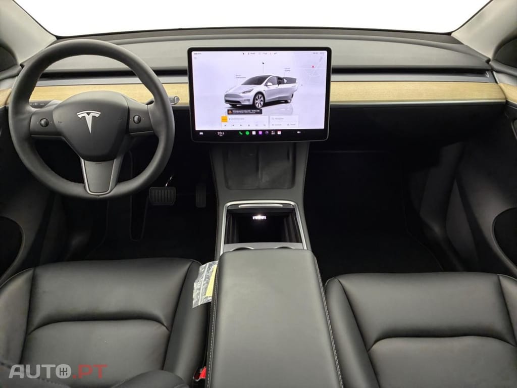 Tesla Model Y Standard RWD