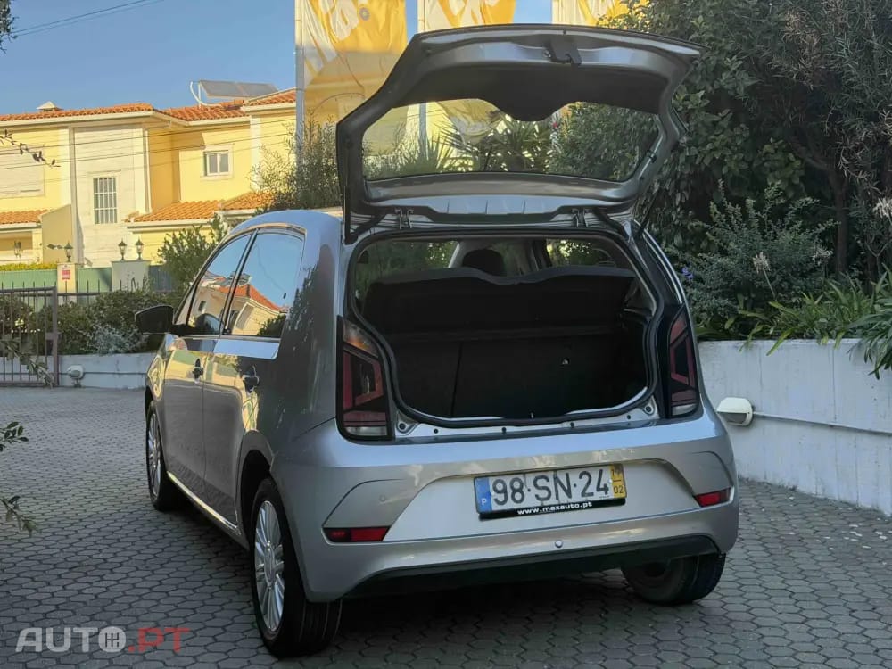 Volkswagen Up! 1.0 Move Auto