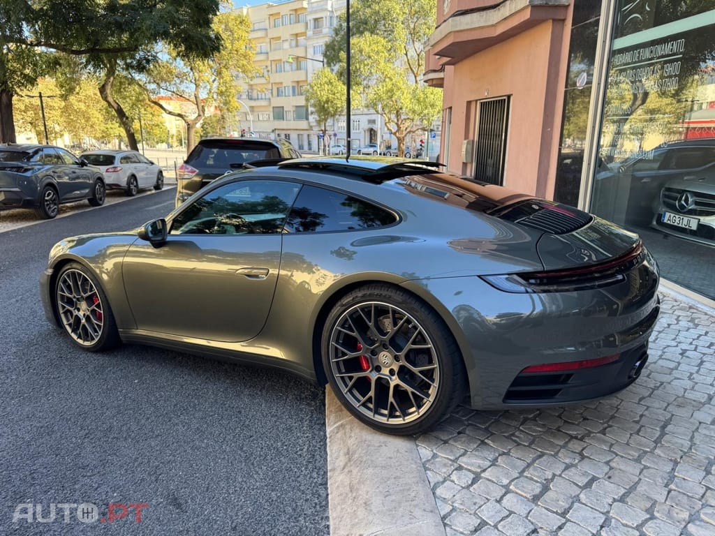 Porsche 911 Carrera 4S PDK