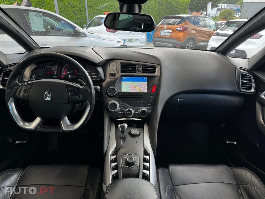 Citroen DS5 2.0 HDi Hybrid4 So Chic CMP6
