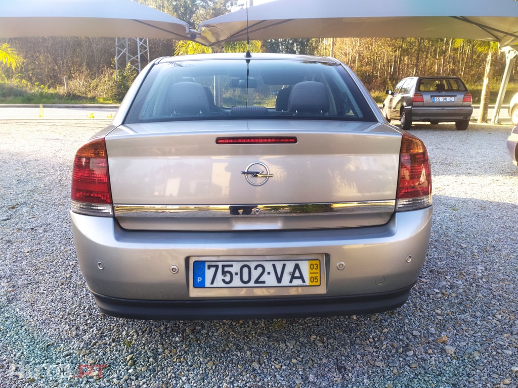 Opel Vectra C 2.2 DTI 16V