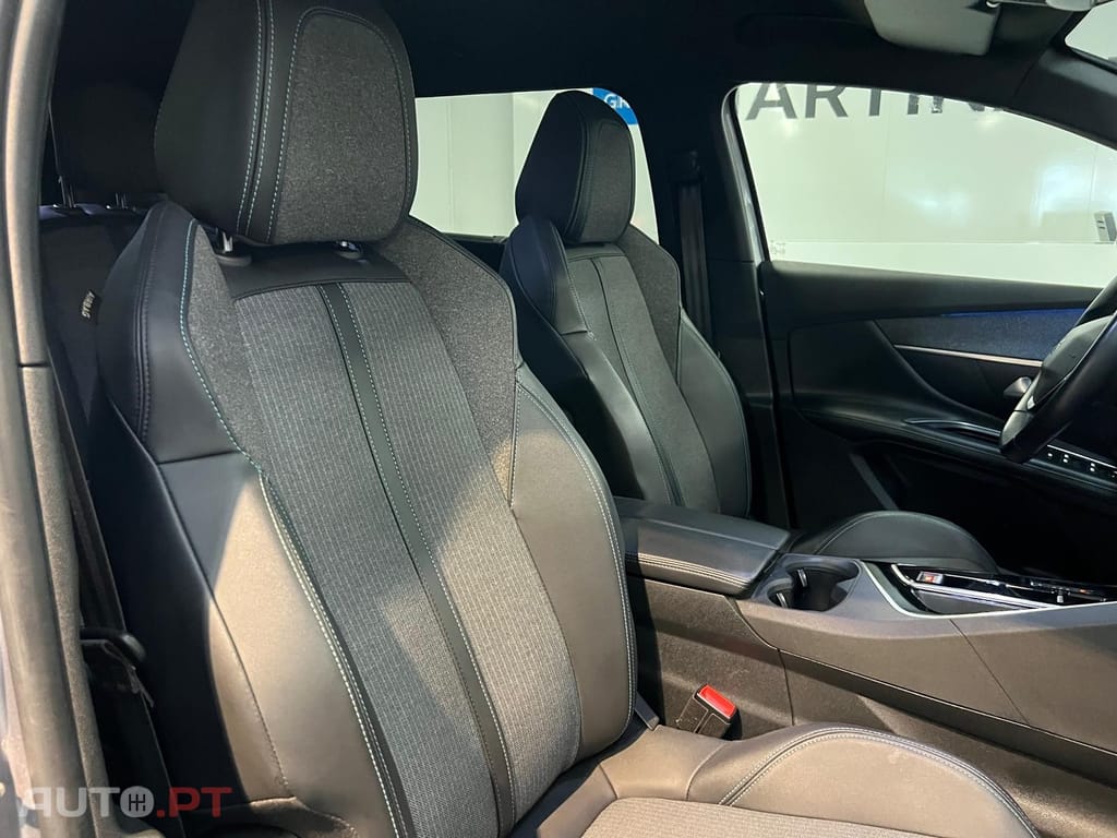 Peugeot 5008 1.5 BlueHDi Allure Pack EAT8