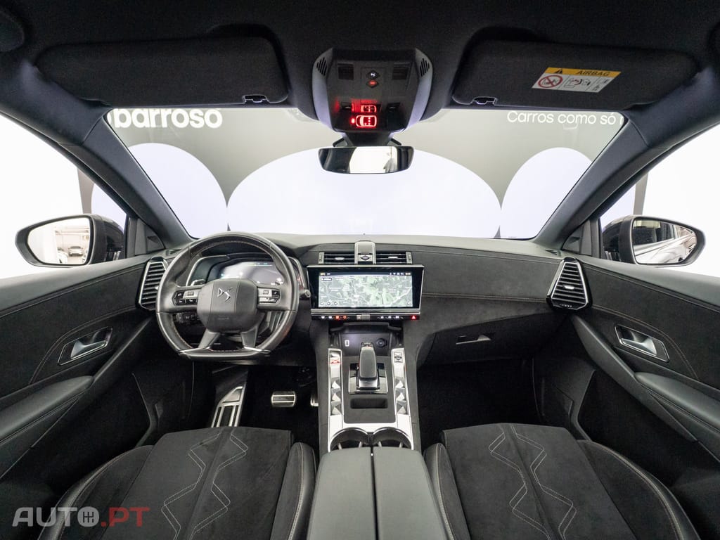 DS DS7 Crossback E-Tense Performance Line EAT8