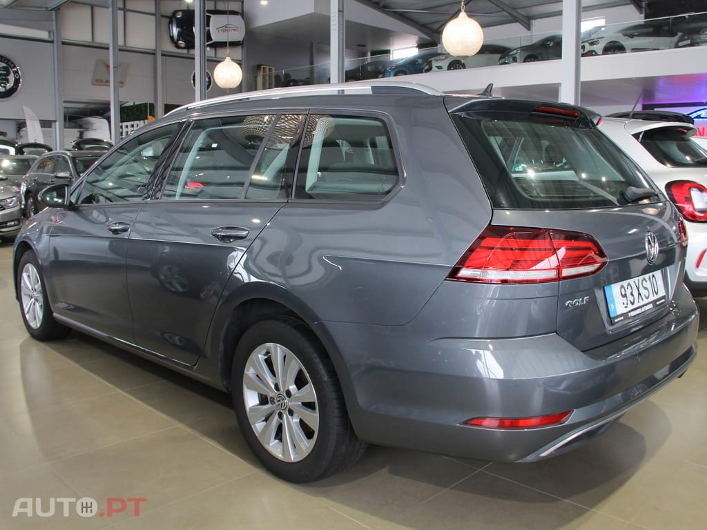 Volkswagen Golf 1.6 TDI Confortline