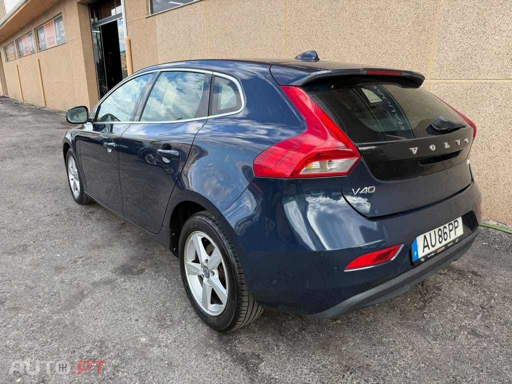 Volvo V40 1.6 D2 Momentum