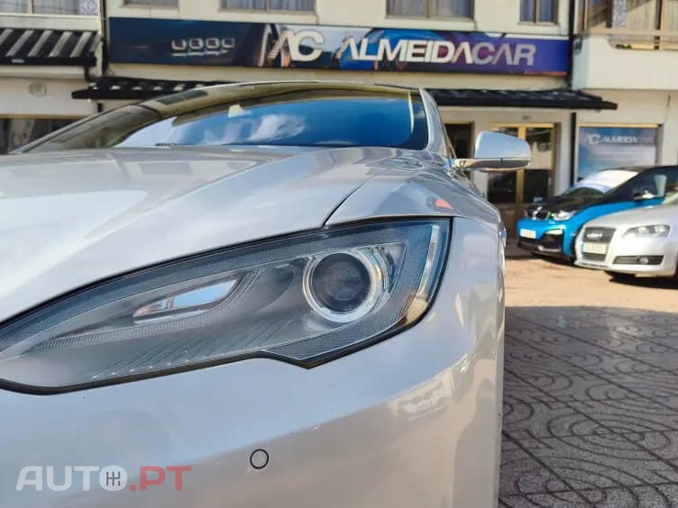 Tesla Model S 70D AWD
