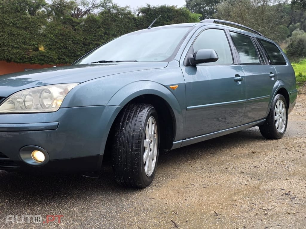 Ford Mondeo SW 2.0 TDCi Ghia Exec D