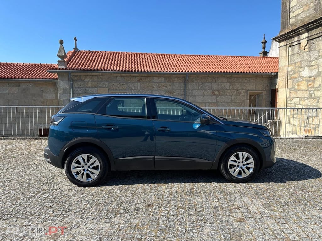Peugeot 3008 1.5 BlueHDi Active