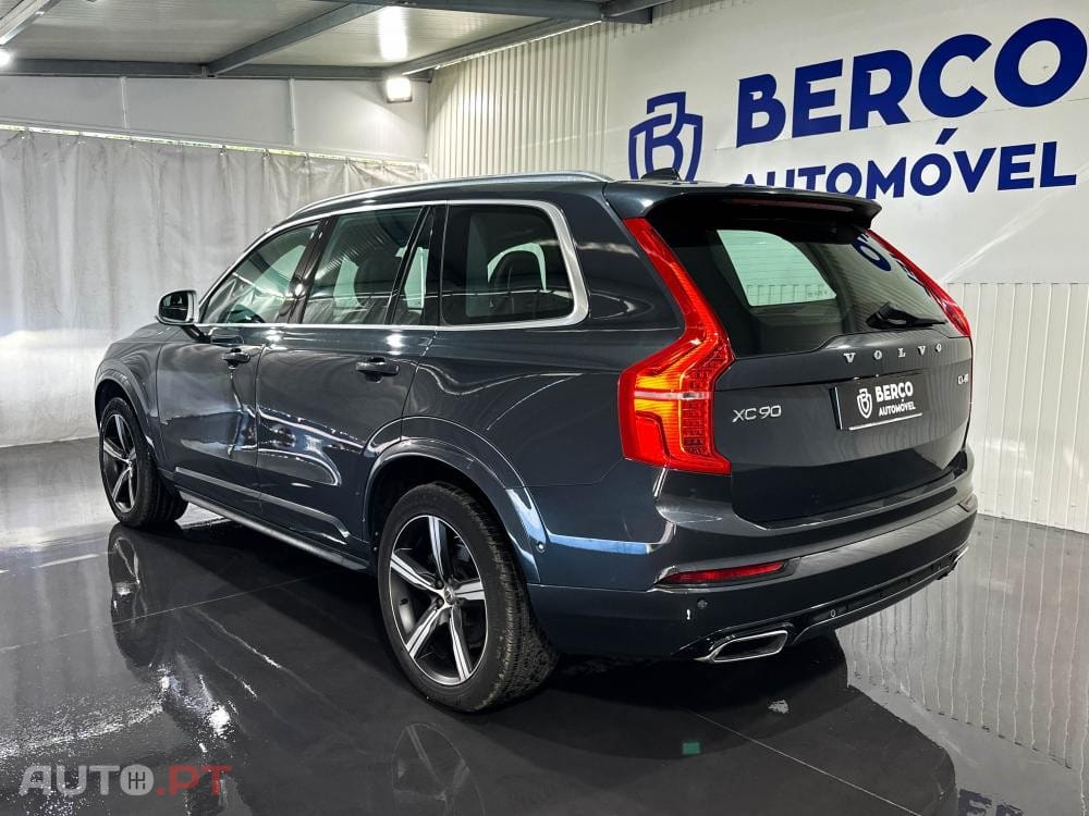 Volvo XC90 2.0 D4 R-Design