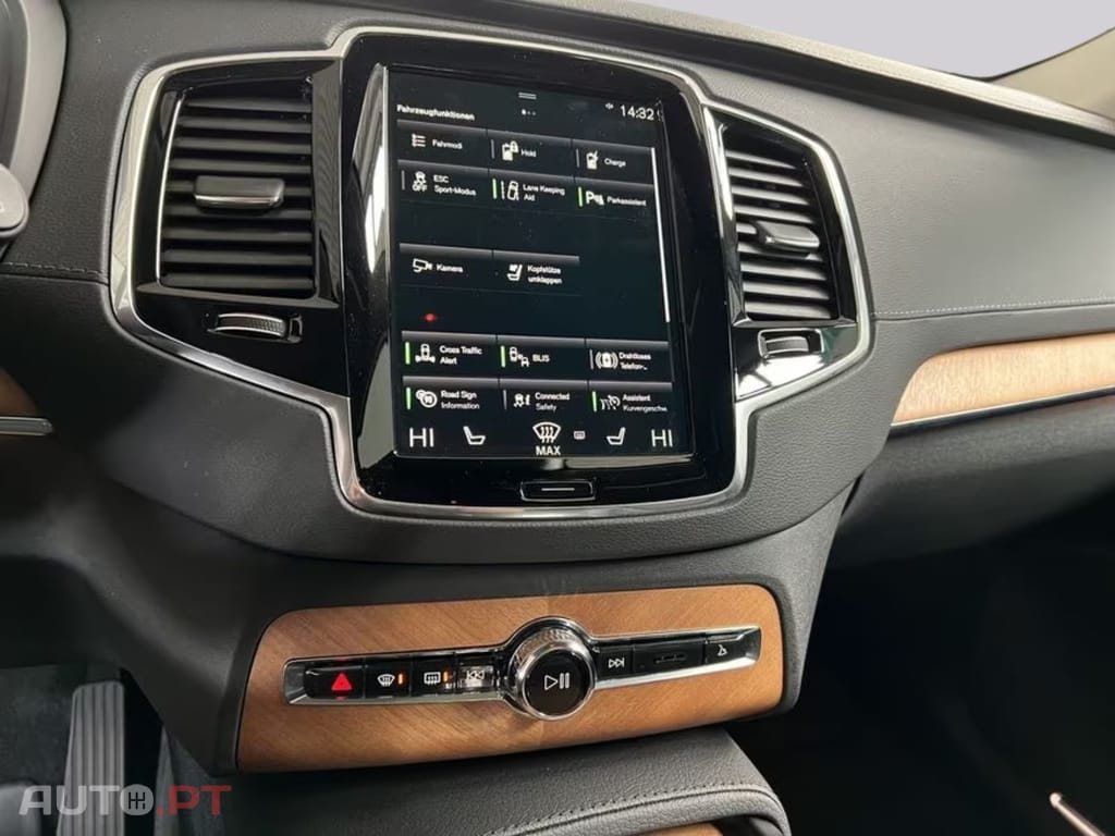 Volvo XC90 T8 AWD I.V.A DEDUTIVEL