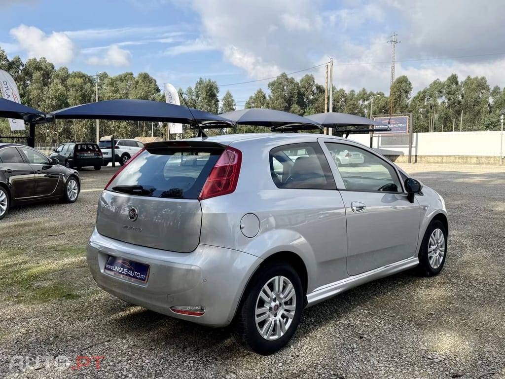 Fiat Punto 1.3 M-Jet Lounge Start&Stop — fotografia 6
