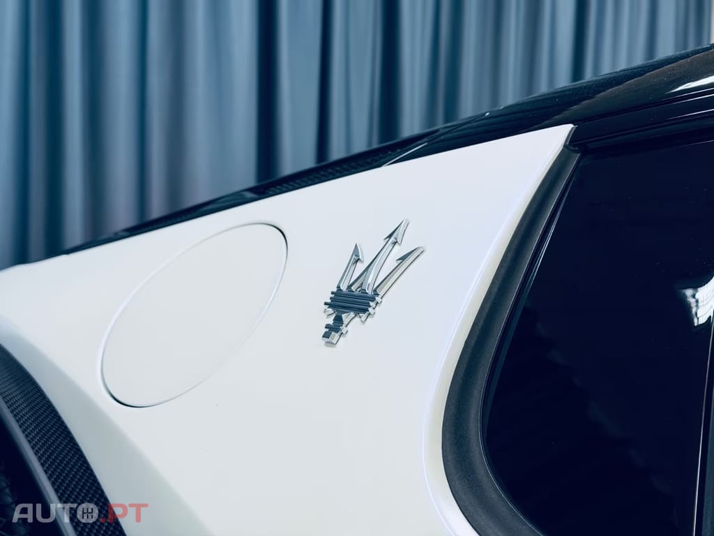 Maserati MC20 3.0 