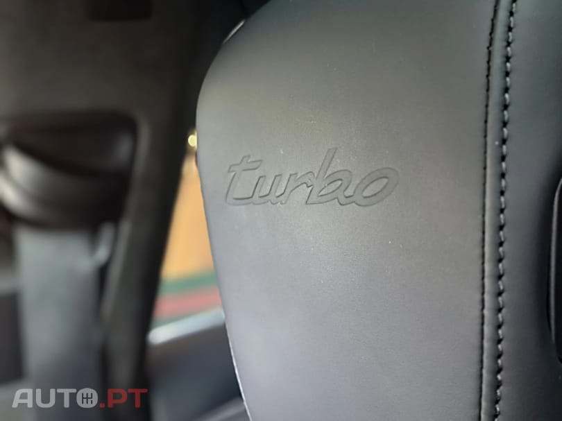 Porsche Taycan Turbo