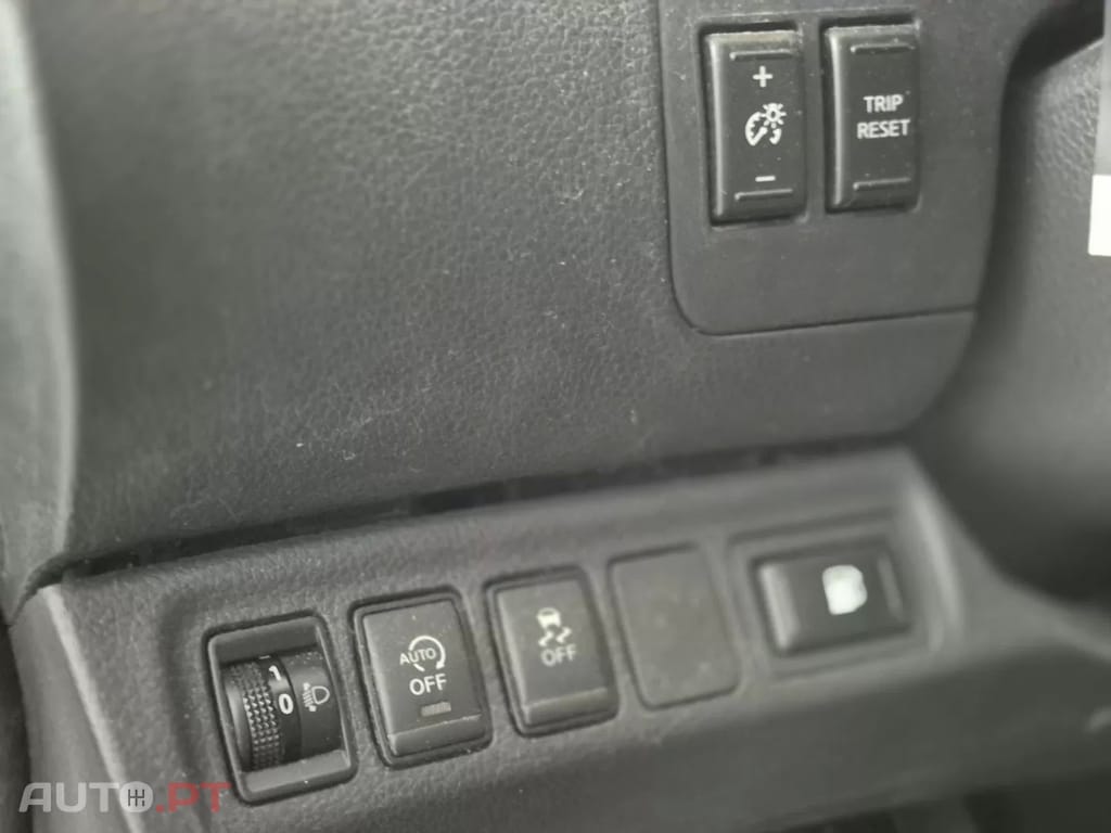 Nissan Navara 2.3 dCi CD 4WD Acenta